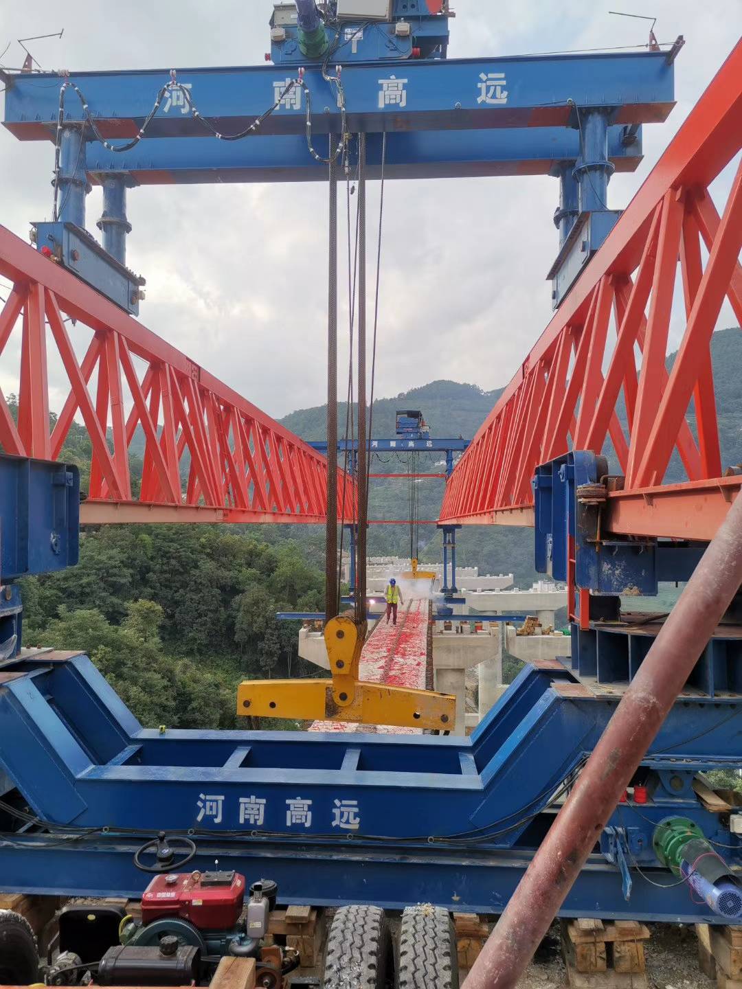 為什么架橋機(jī)會受環(huán)境溫度的影響