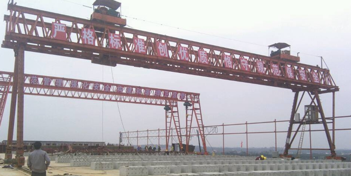 低價(jià)轉(zhuǎn)讓的二手龍門吊值得購買嗎？有什么注意事項(xiàng)？