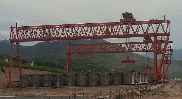 門式起重機(jī)的聯(lián)軸器我們?cè)撛趺催x擇，根據(jù)哪些內(nèi)容來選擇