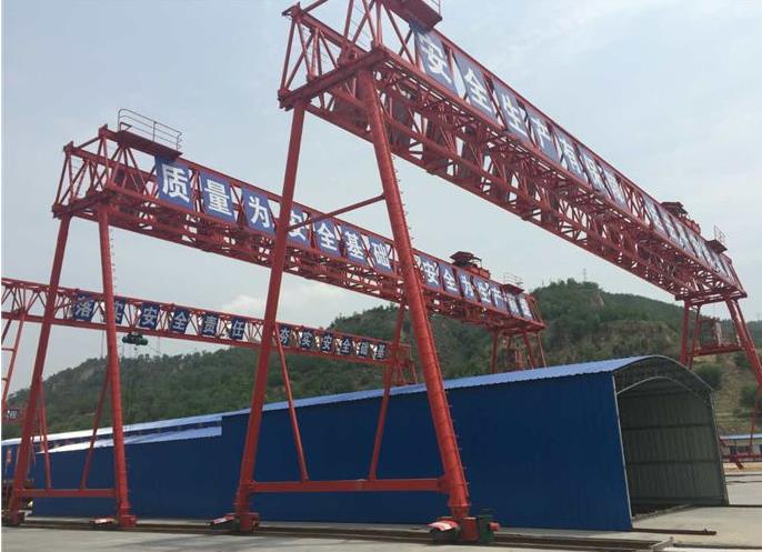 路橋門式起重機(jī)的運(yùn)行速度和哪些因素有關(guān)？