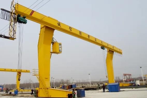 MDG單梁龍門吊?吊裝時(shí)需要捆綁，怎樣捆綁才好呢